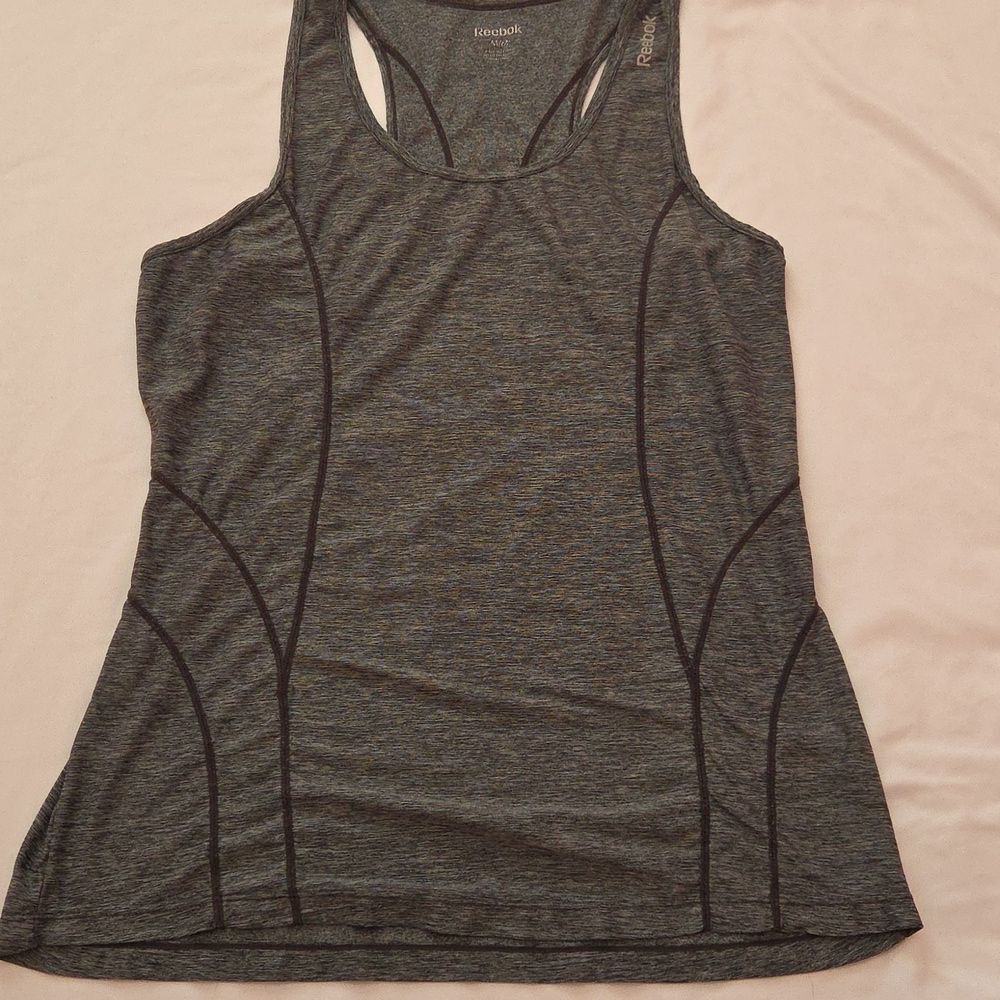 Reebok Racer Back Tank Top Gray Size Medium